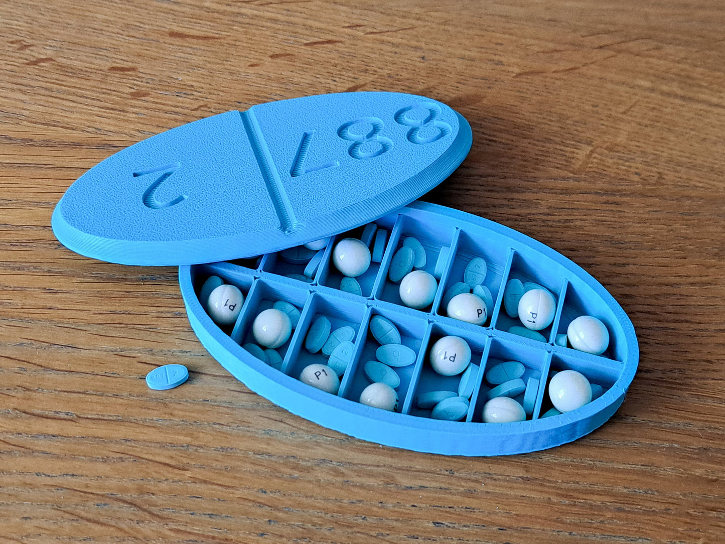 14-Day Estrogen Pill Organizer - Durable Medicine & Vitamin Case